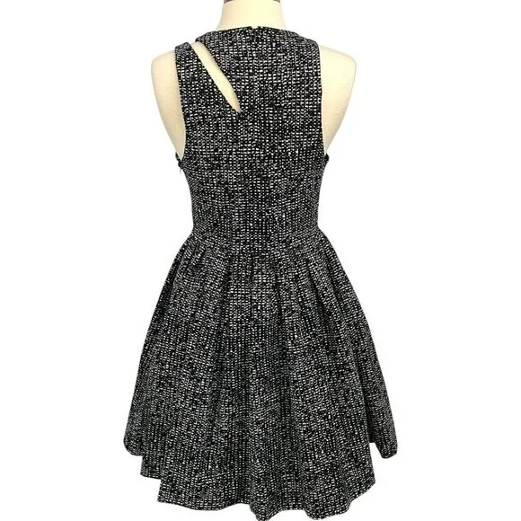Cinq a Sept Pandora Cocktail Dress Size 6 Sleeveless Black Cutouts Pockets - Picture 9 of 15